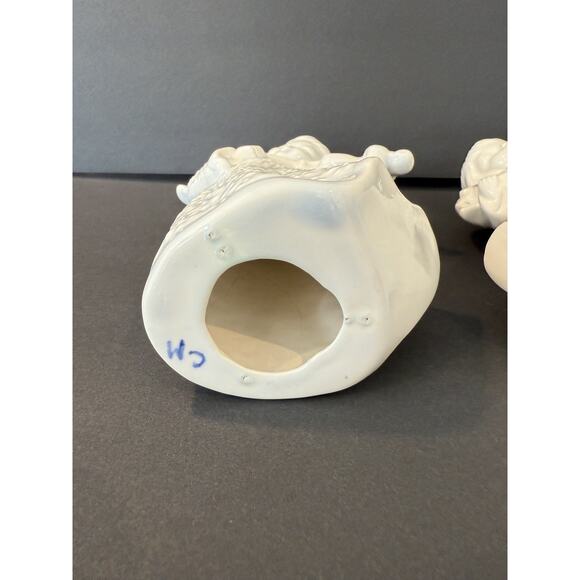 Vintage Porcelain Angel Figurines Violin & Harp Musician Pair Holiday Decor - Picture 9 of 10